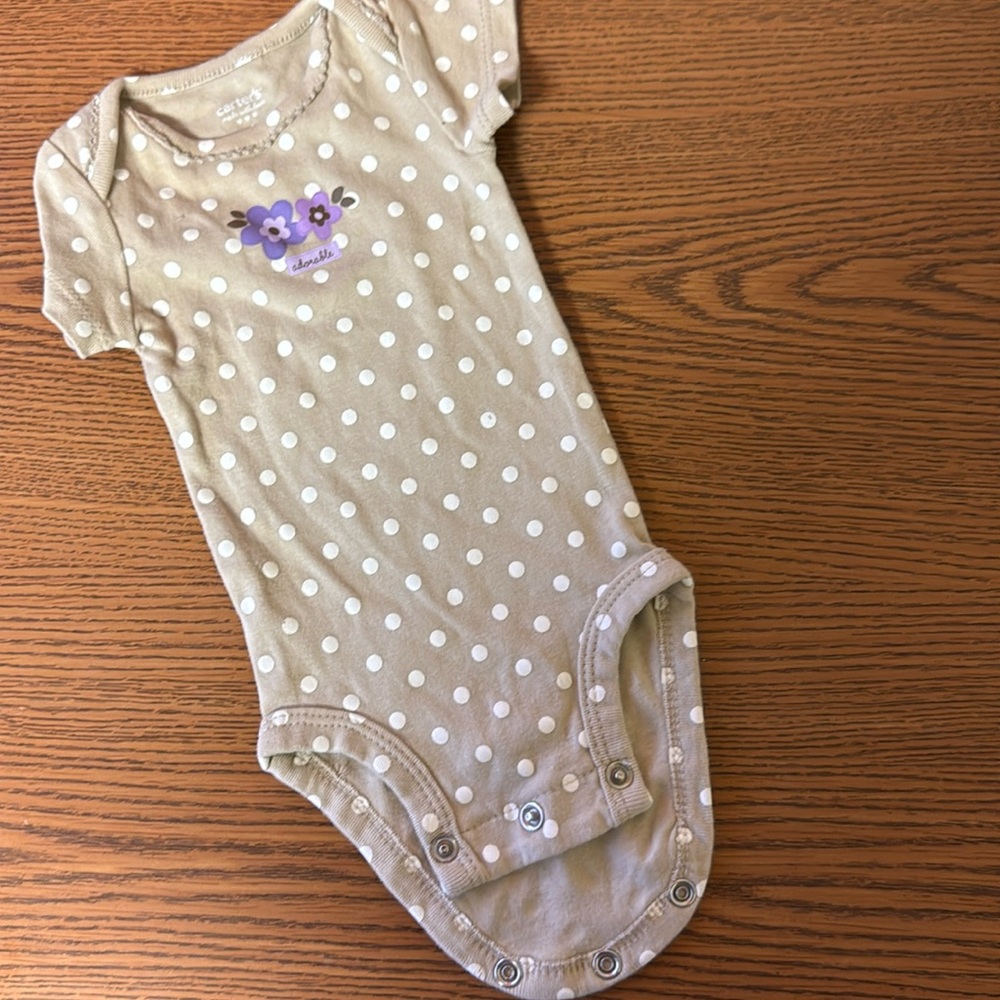 Carters new‎ born